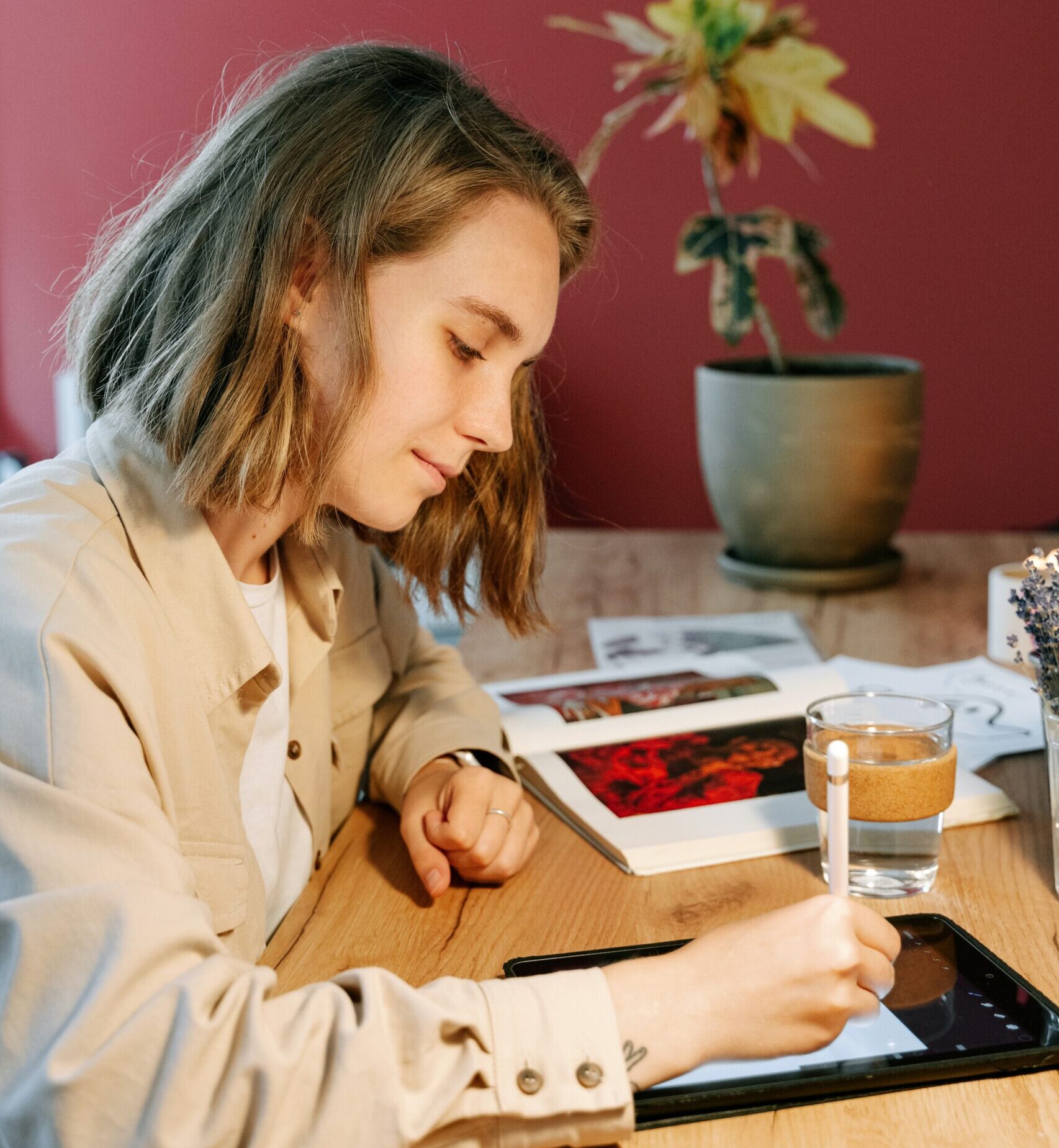 Graphic designing and video editing course Pakistan – students creating digital designs and editing videos