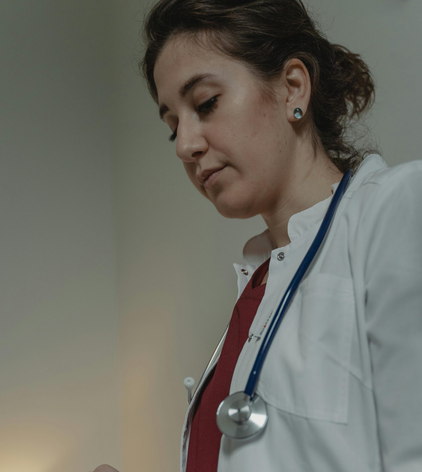 This psychotherapy training course in Pakistan covers counseling techniques, CBT basics, and therapeutic communication for aspiring mental health professionals.